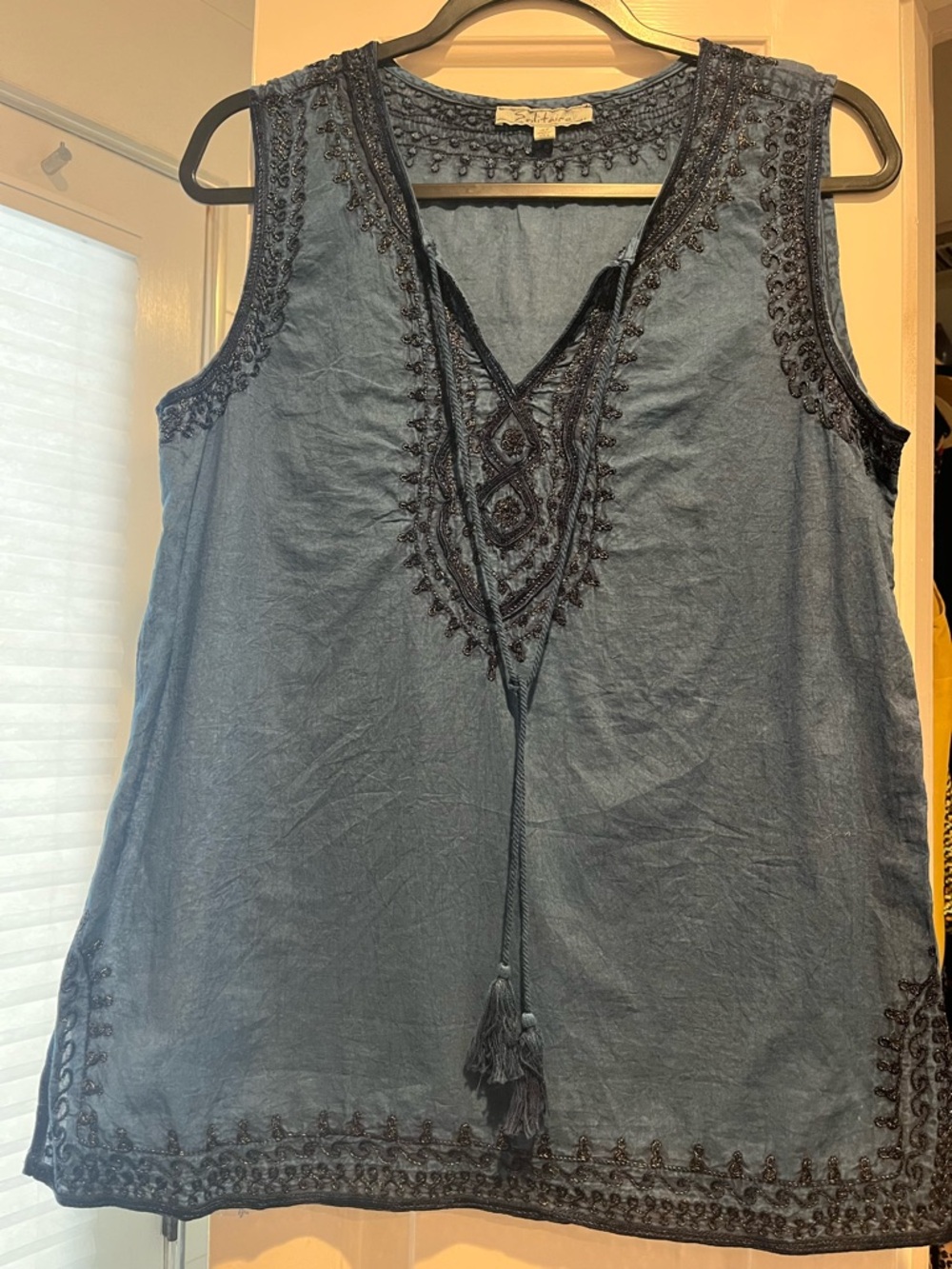 Solitaire Embroidered Sleeveless Tassel-Front Camisole - Blue